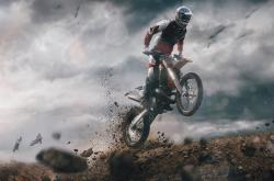开云APP-野区统治者接管战场，Inspired率FLY逆袭100T，团战艺术点燃LCS赛场